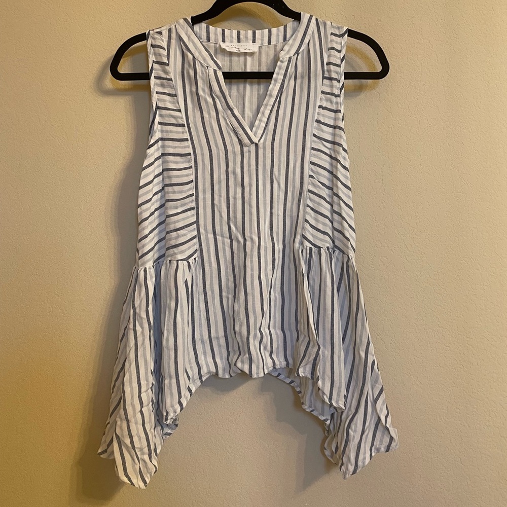 Like new American Threads top
